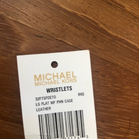 NWT - Picture 5 of 7